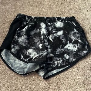 Under Armour athletic shorts, Black and grey, in great condition, has pockets